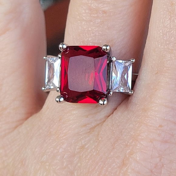 💍2 for $20 Garnet Ring - Picture 3 of 4